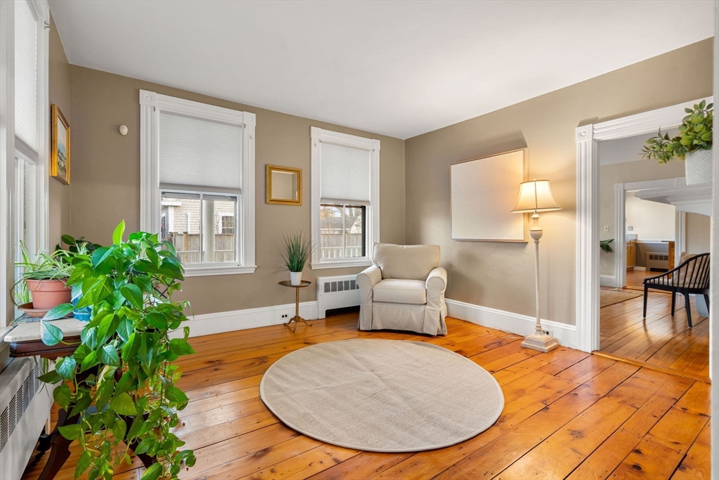 35 Ferry Rd