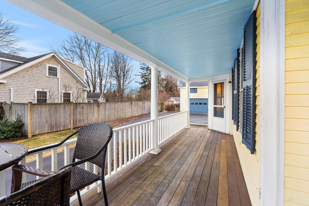 35 Ferry Rd