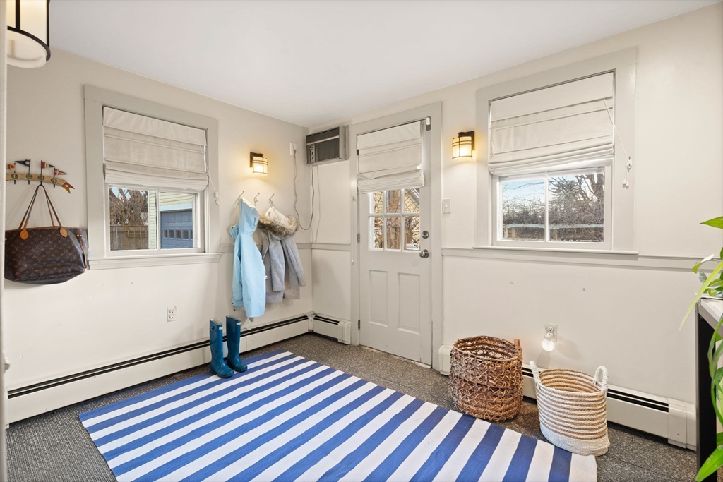 35 Ferry Rd