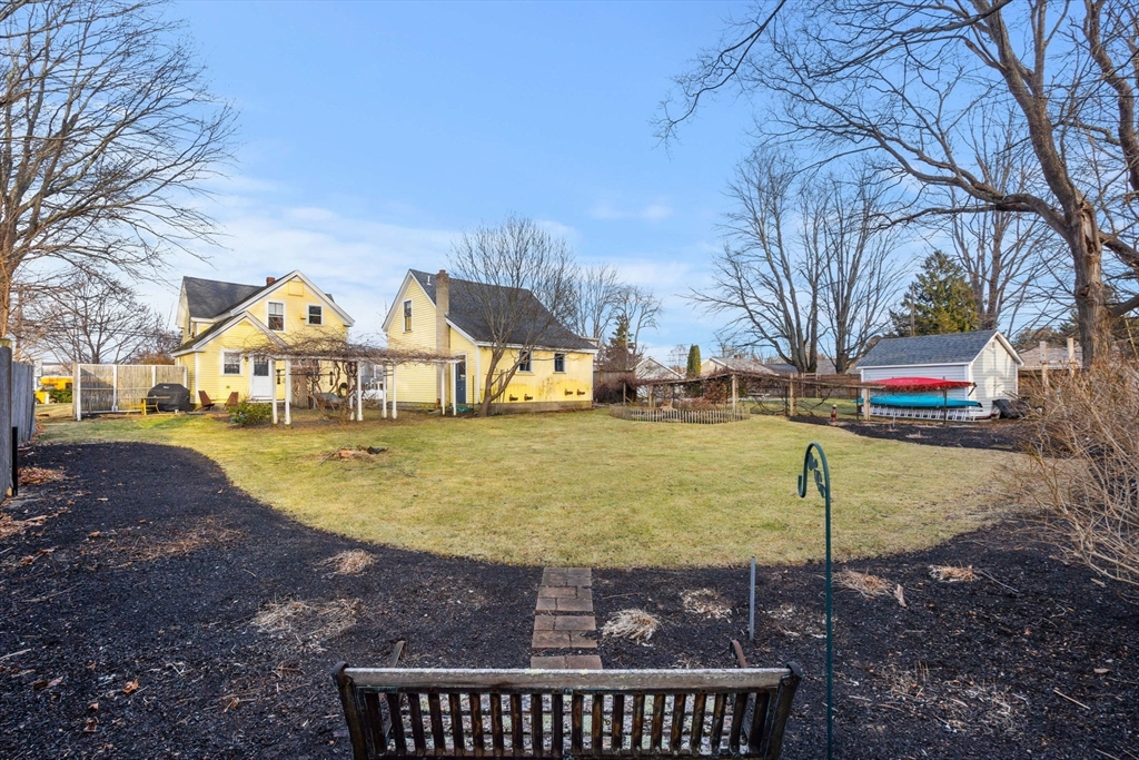 35 Ferry Rd