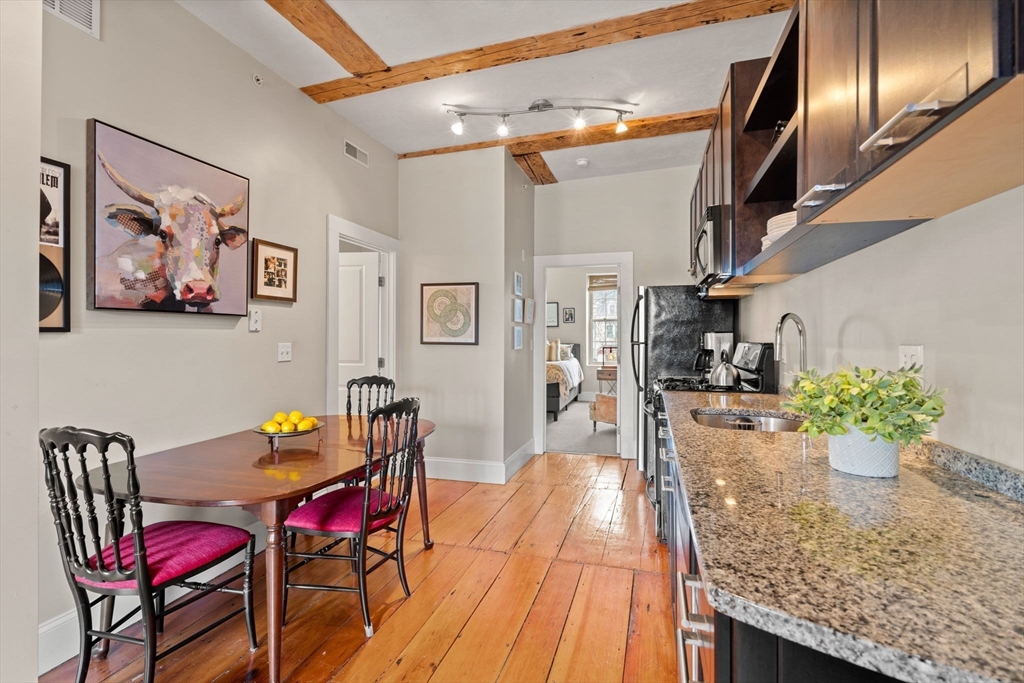 6 Union St # 2