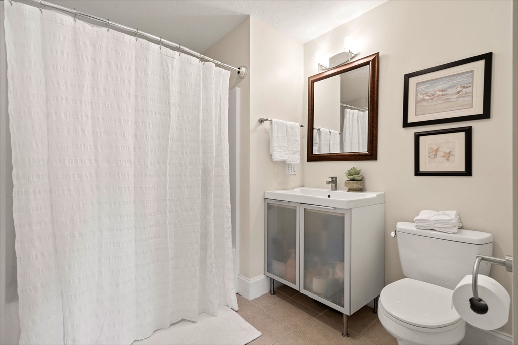 6 Union St # 2