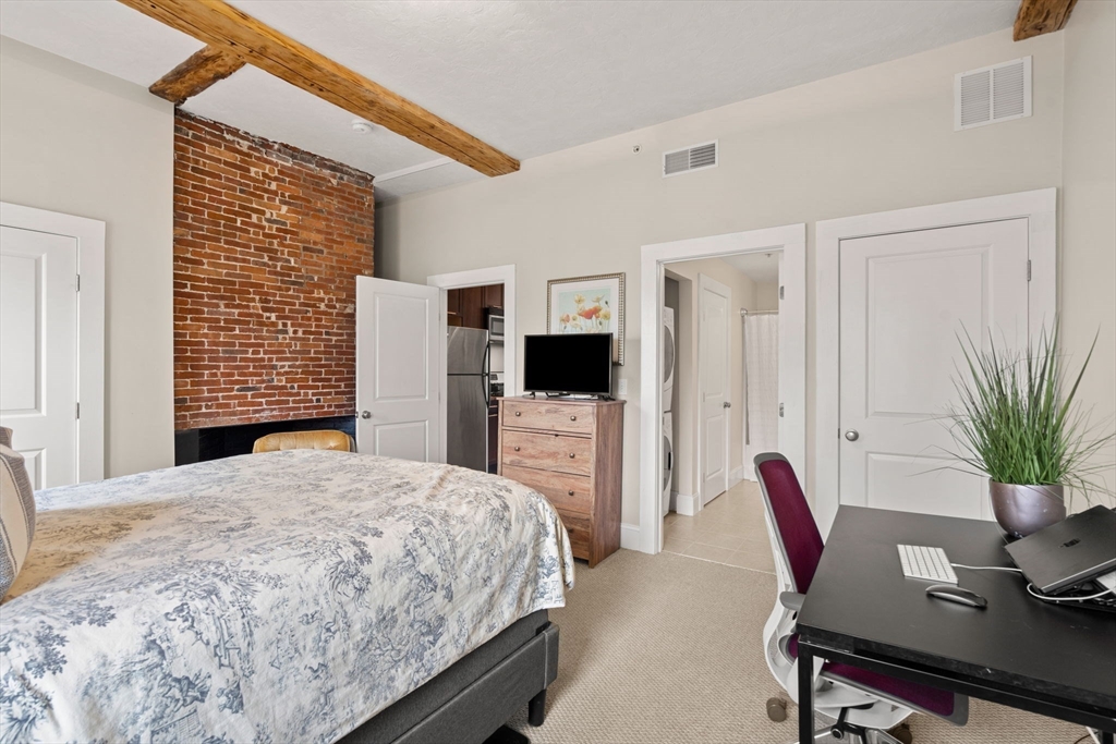 6 Union St # 2
