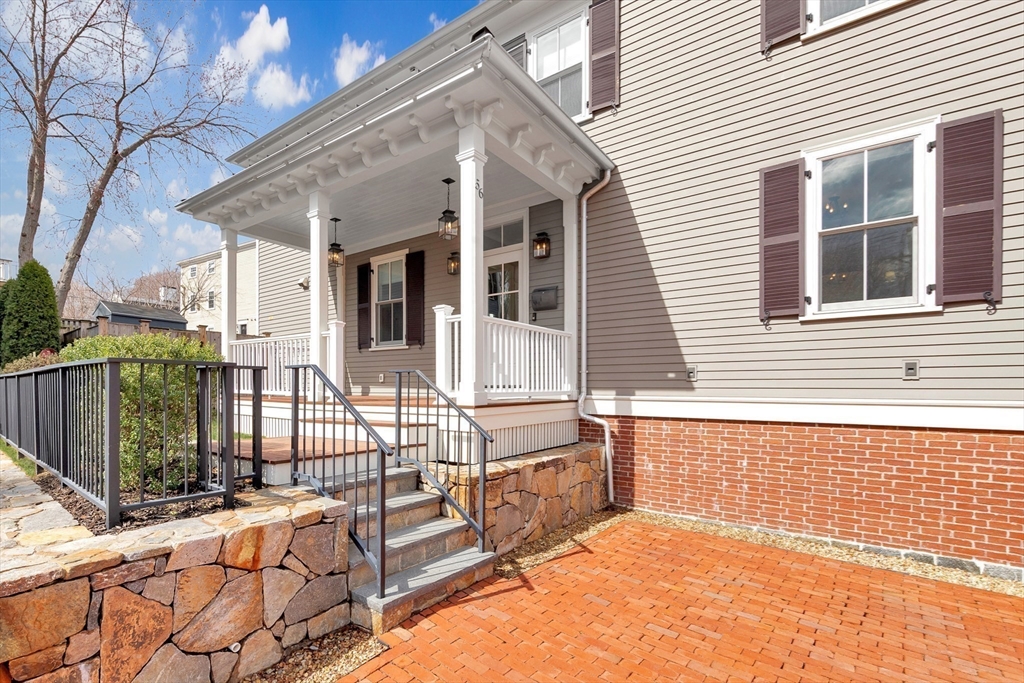 56 Middle St