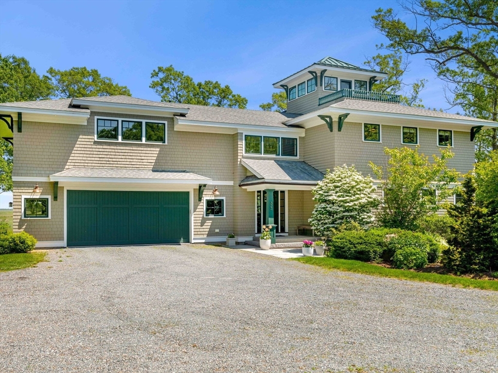 323 High Road
