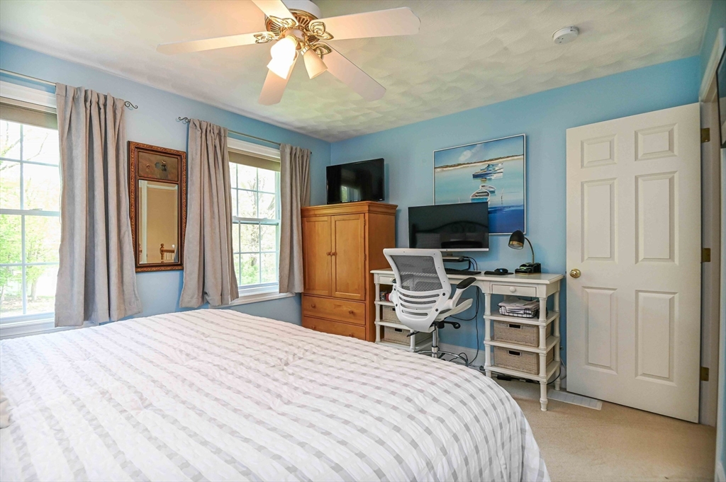 67 Curzon Mill Rd
