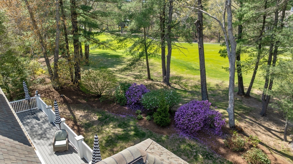 32 Southpoint Ln