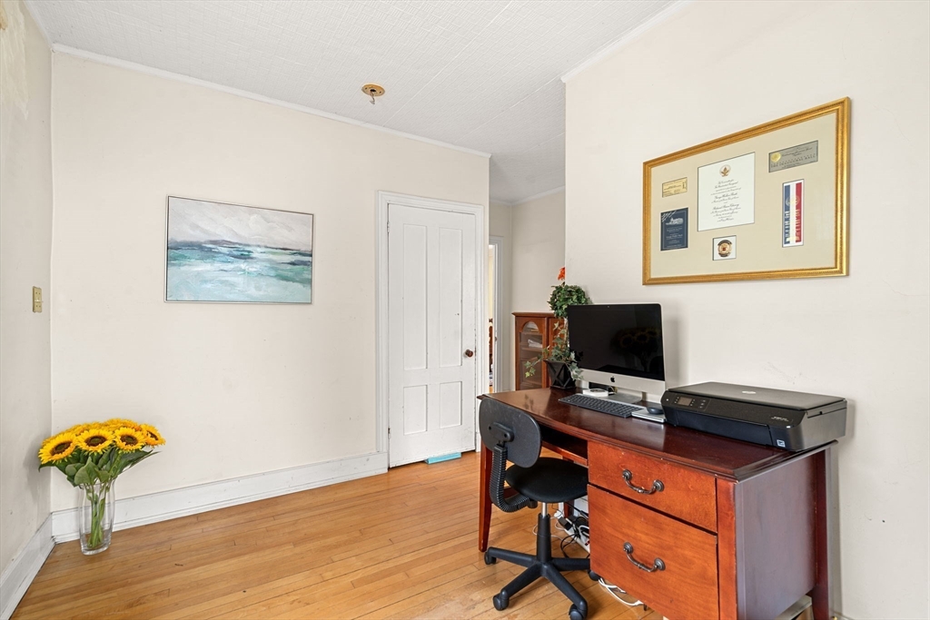 65 Bromfield St