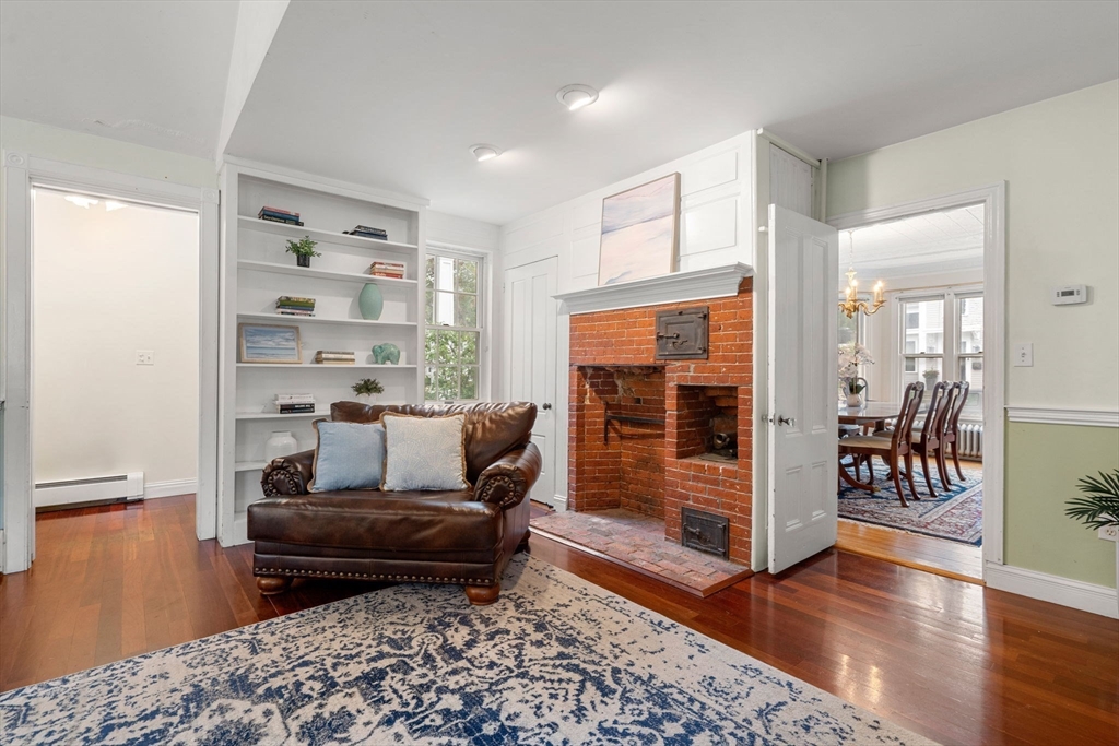 65 Bromfield St