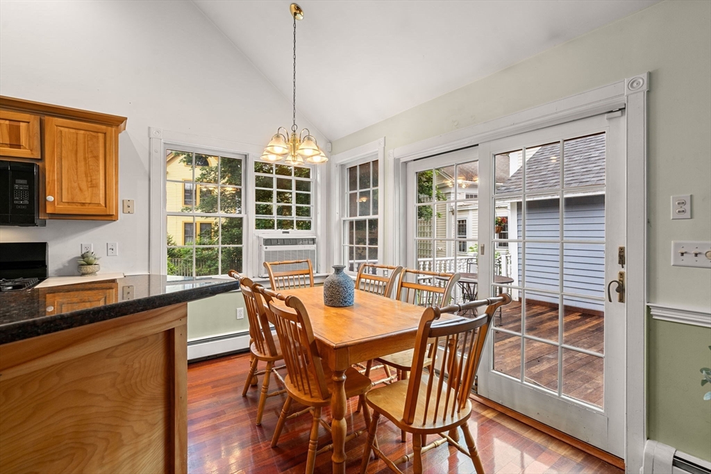65 Bromfield St