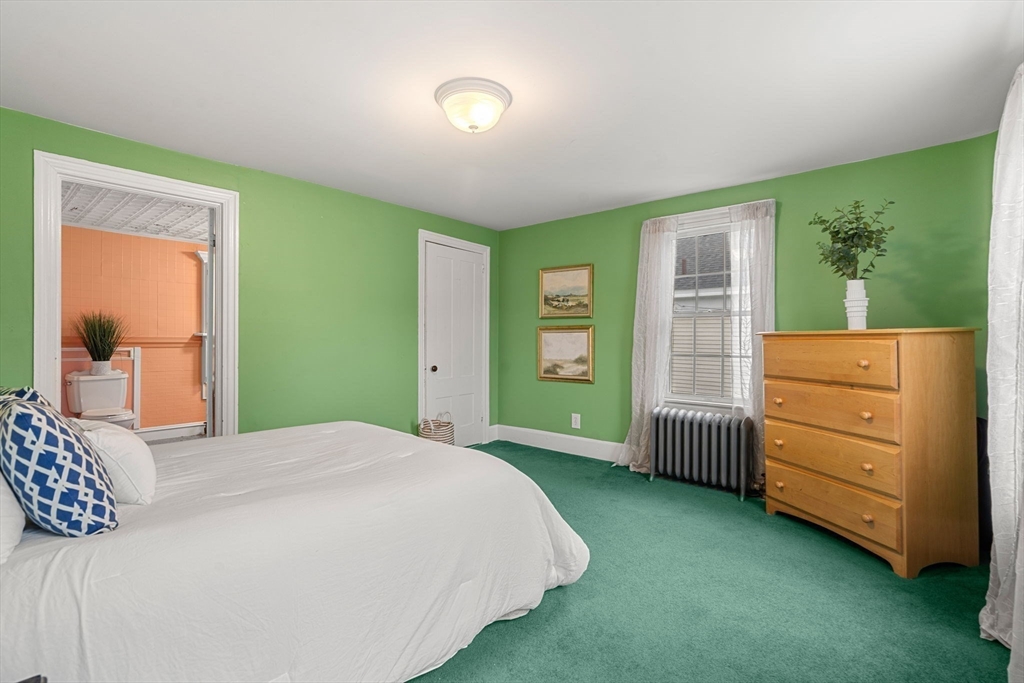 65 Bromfield St