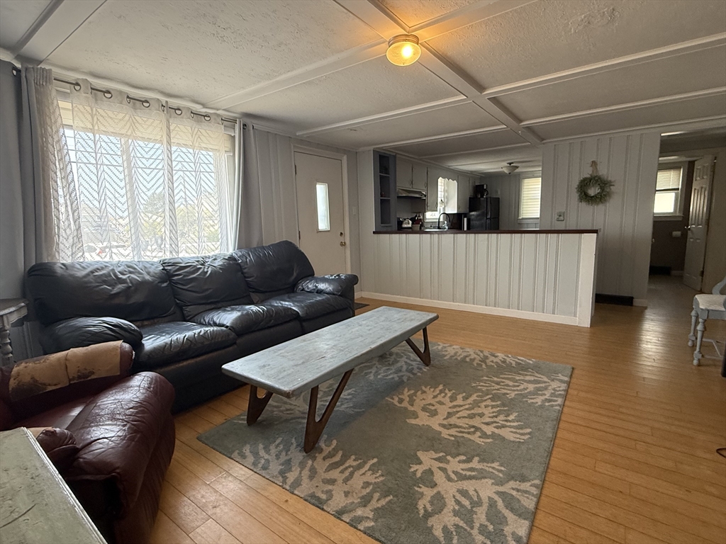 150 Northern Blvd