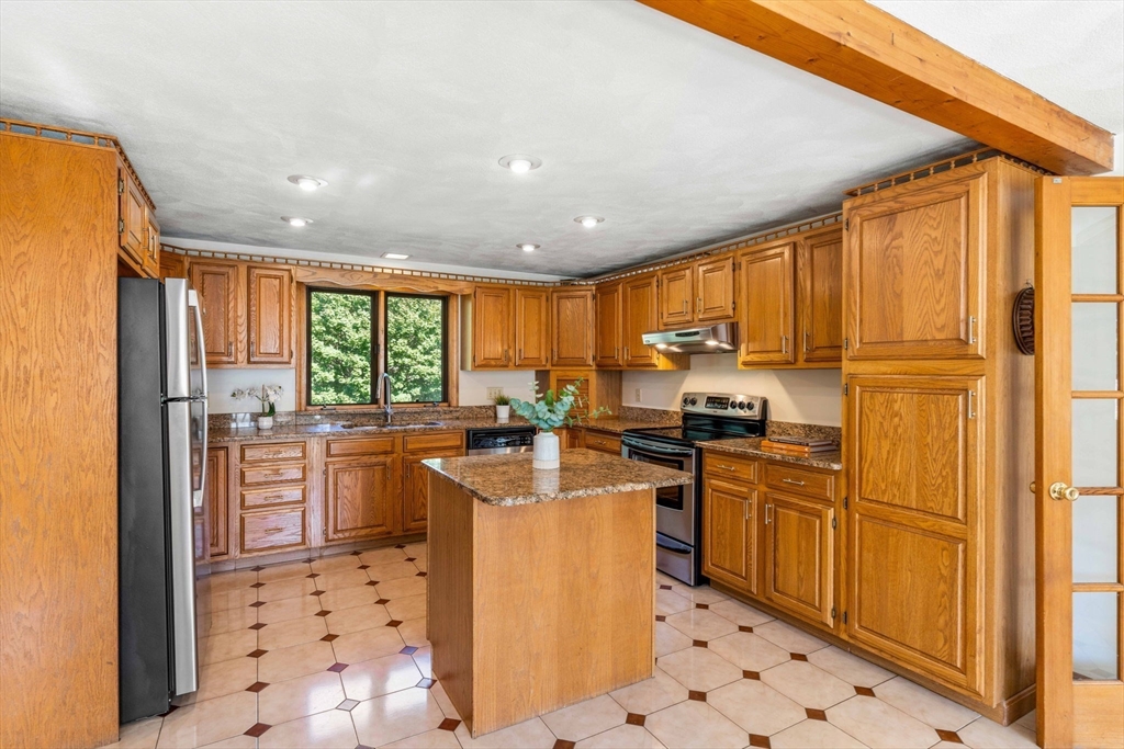 6 Boyd Dr