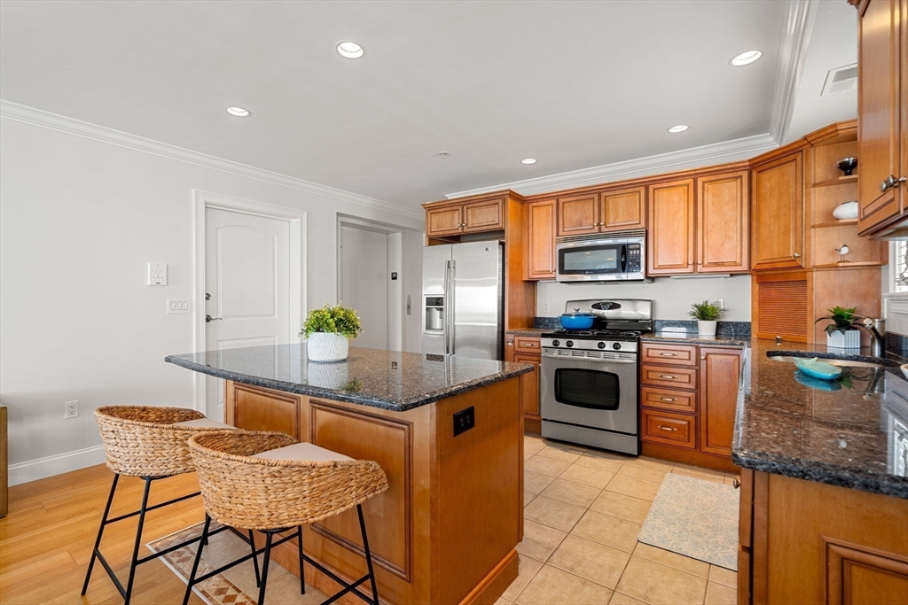 11 Atlantic Ave # 6