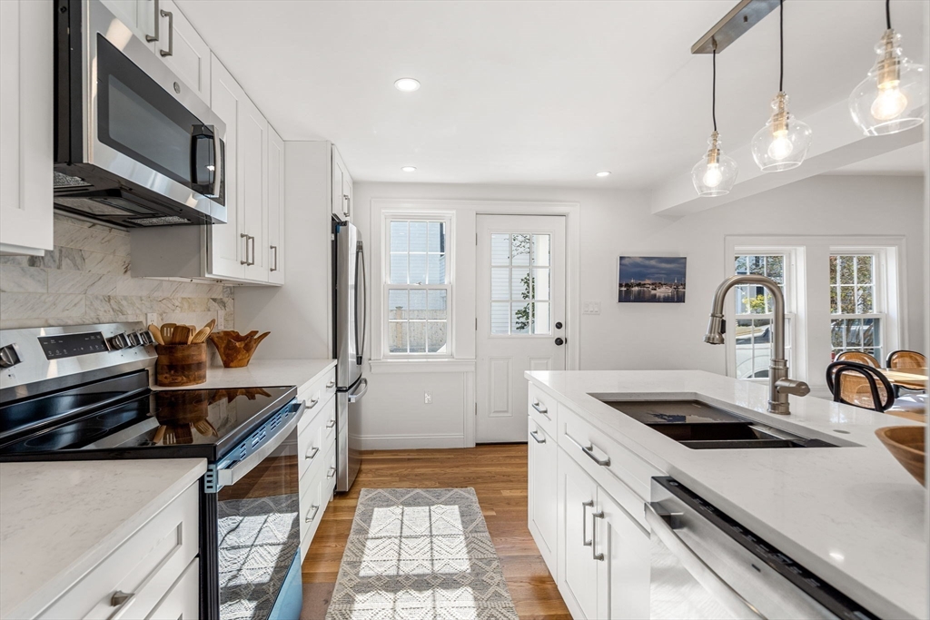 113 Prospect St # B