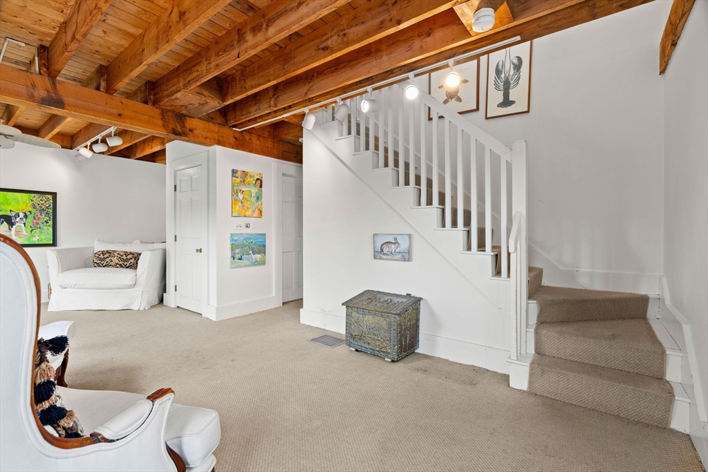 10 61st St # 10