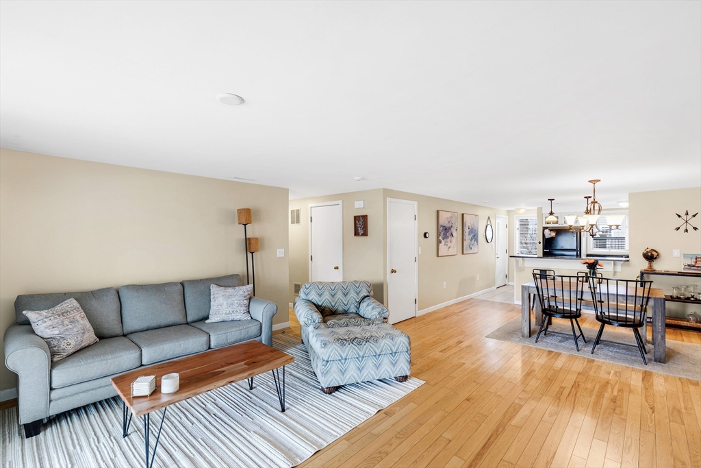 126 Merrimac St # 19