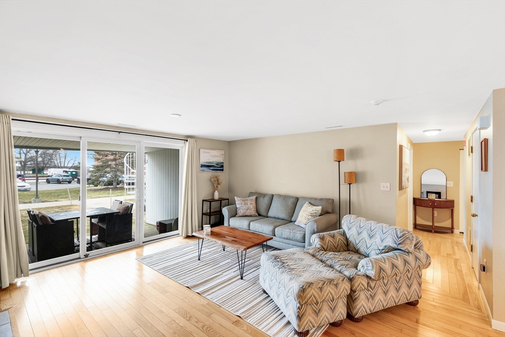 126 Merrimac St # 19