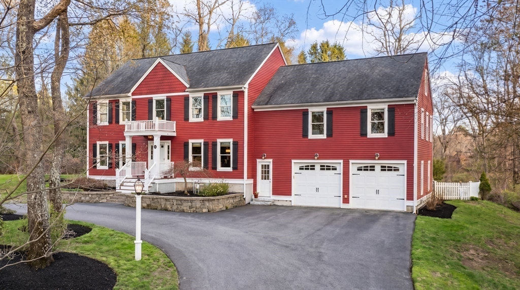 19 Crane Neck St