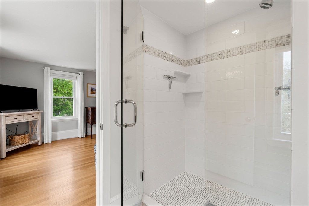 28 Dove St # 2