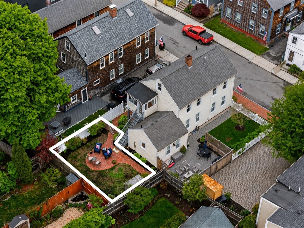 28 Dove St # 2