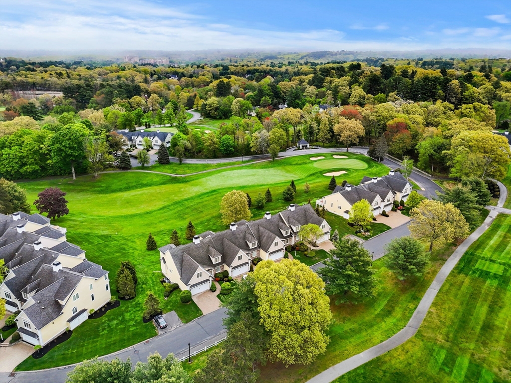 9 Muirfield Cir # 9