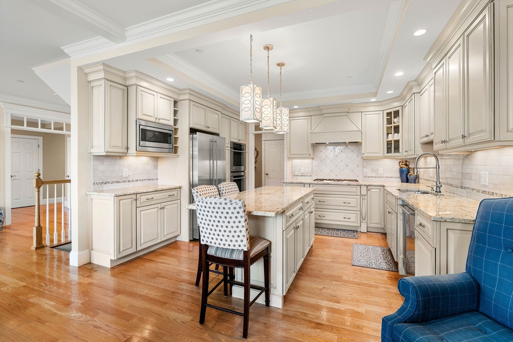 9 Muirfield Cir # 9