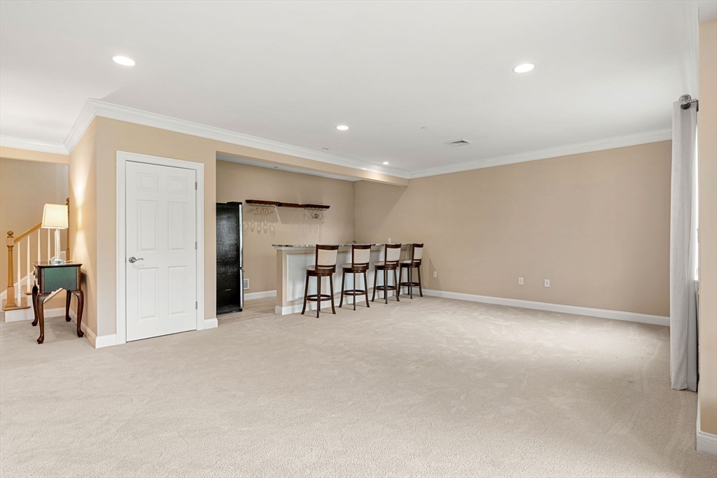 9 Muirfield Cir # 9