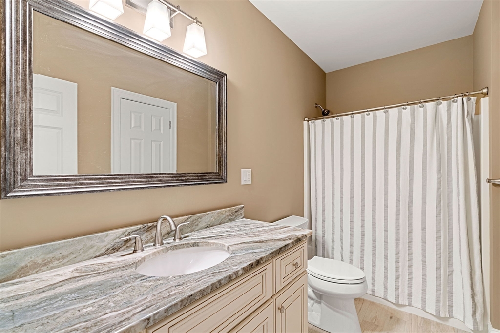 9 Muirfield Cir # 9