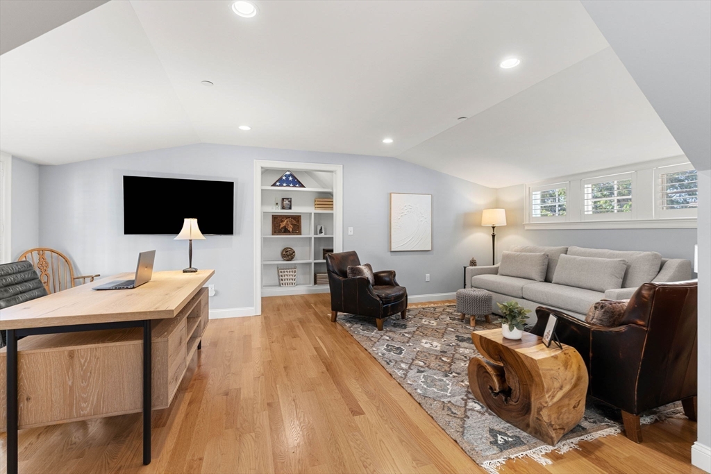 172 State St # 2