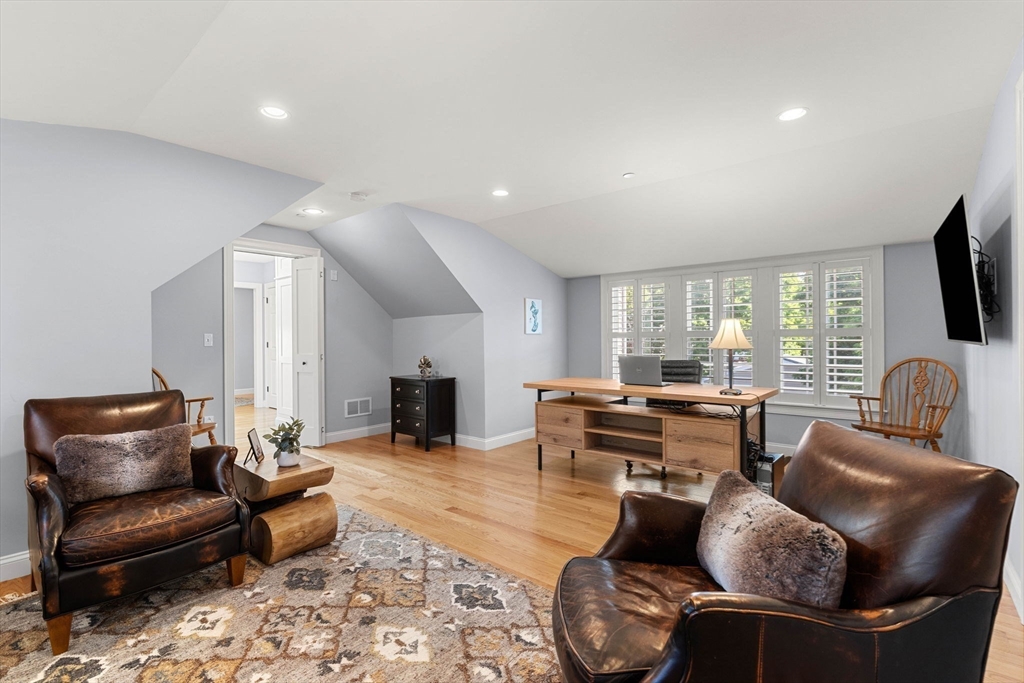 172 State St # 2