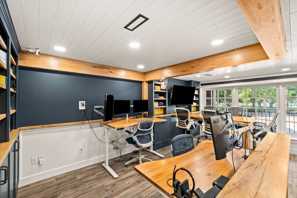 1 Merrimac St # 7