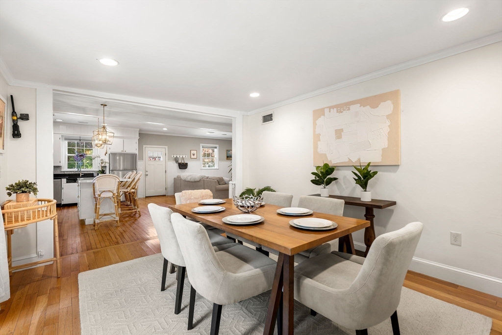 475 Merrimac St # 2