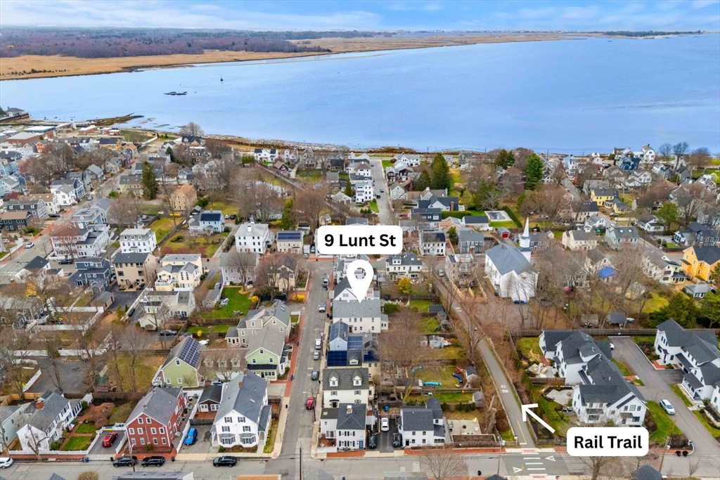 9 Lunt St
