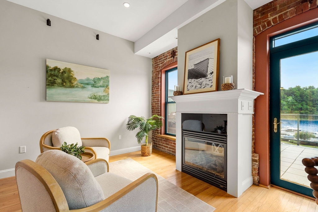 60 Merrimac St # 615