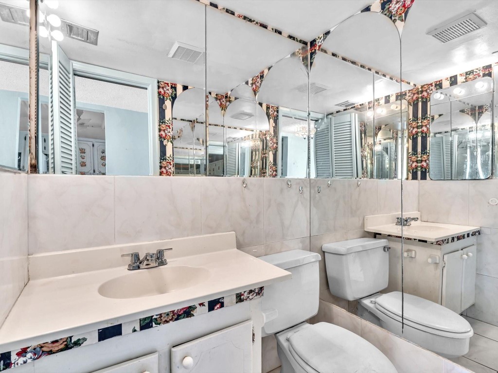 1516 S Lakeside Dr 317