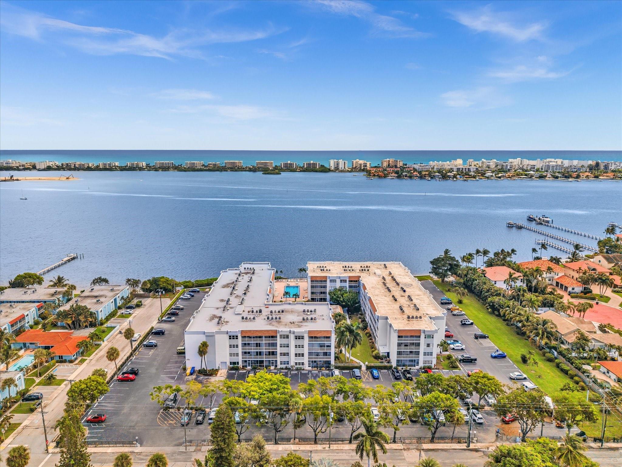 1516 S Lakeside Dr 317