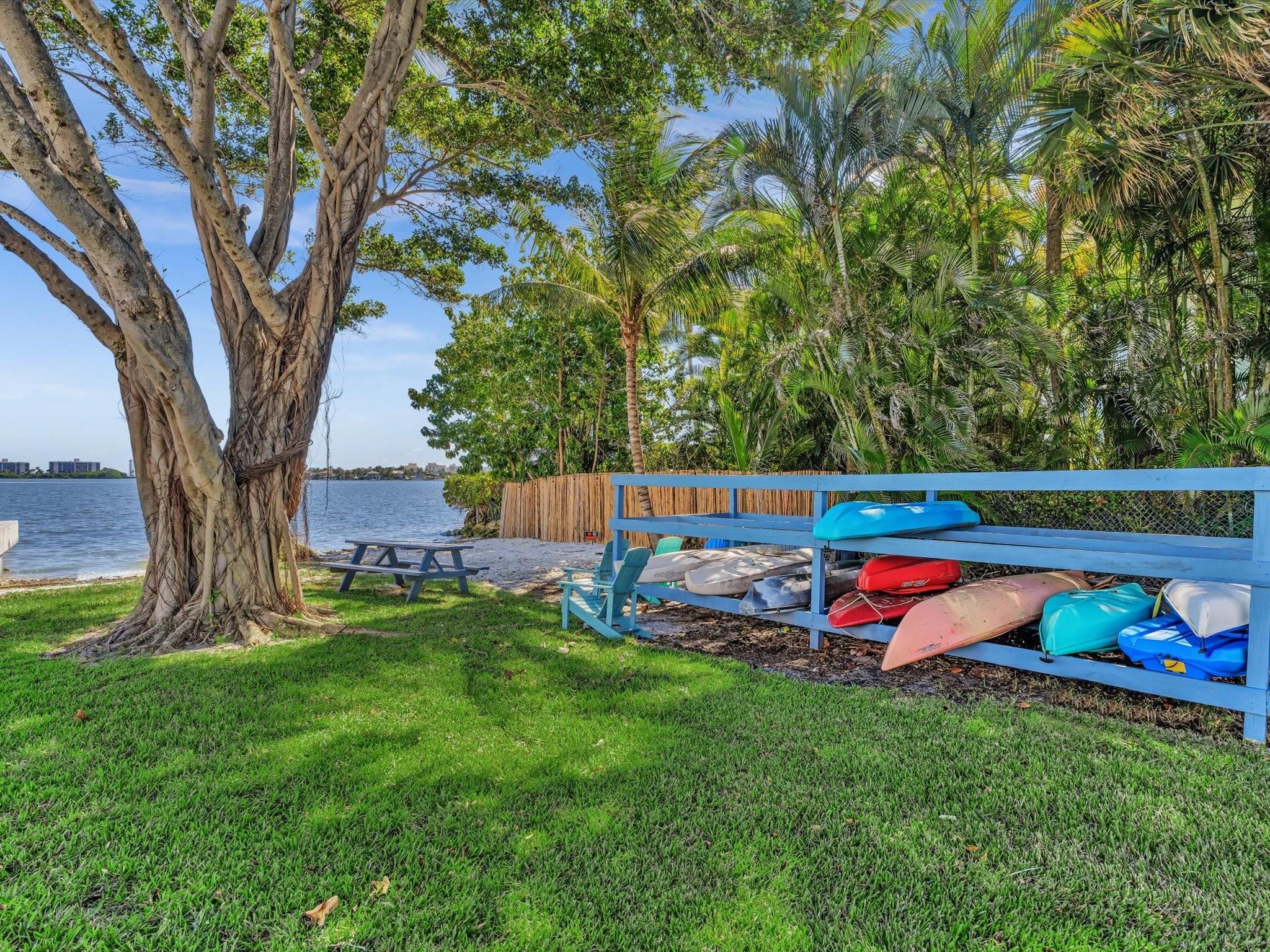 1516 S Lakeside Dr 317