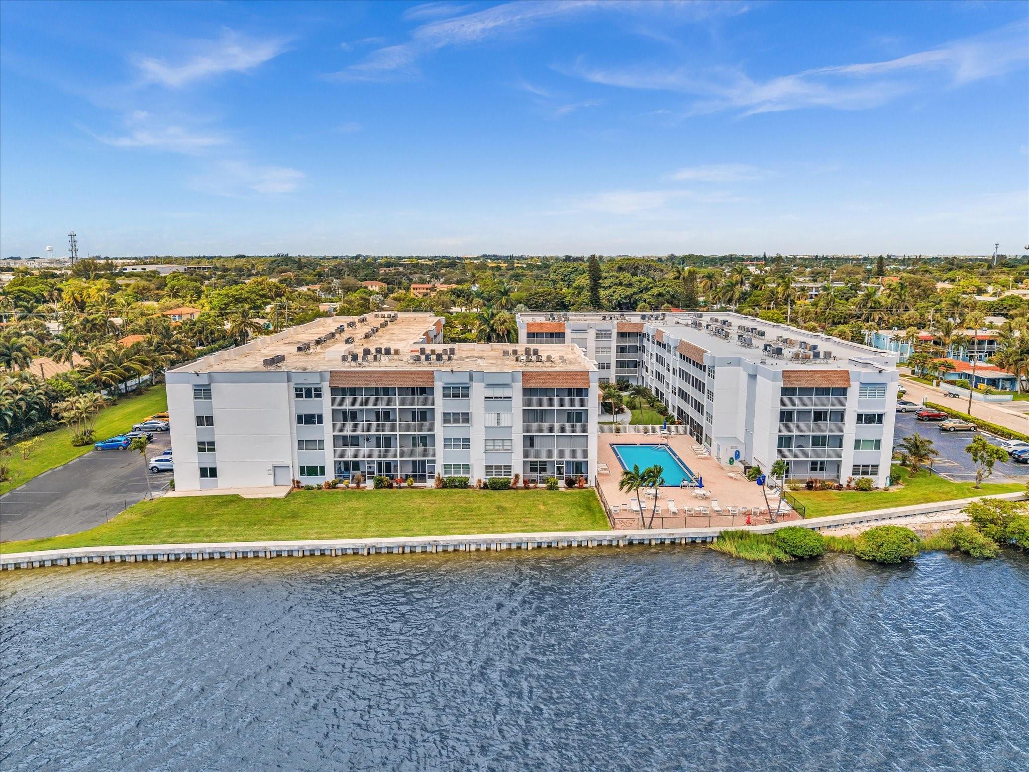 1516 S Lakeside Dr 317