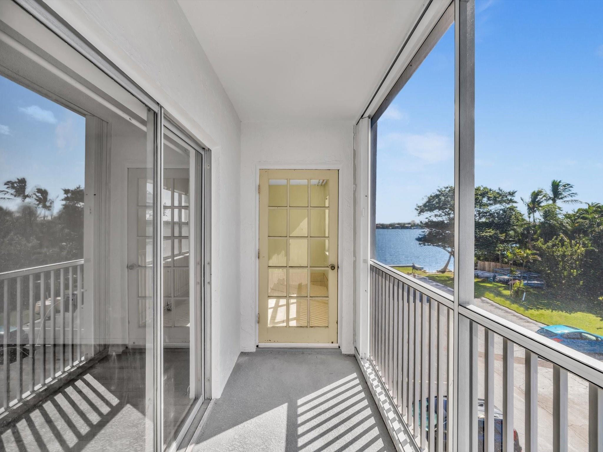 1516 S Lakeside Dr 317