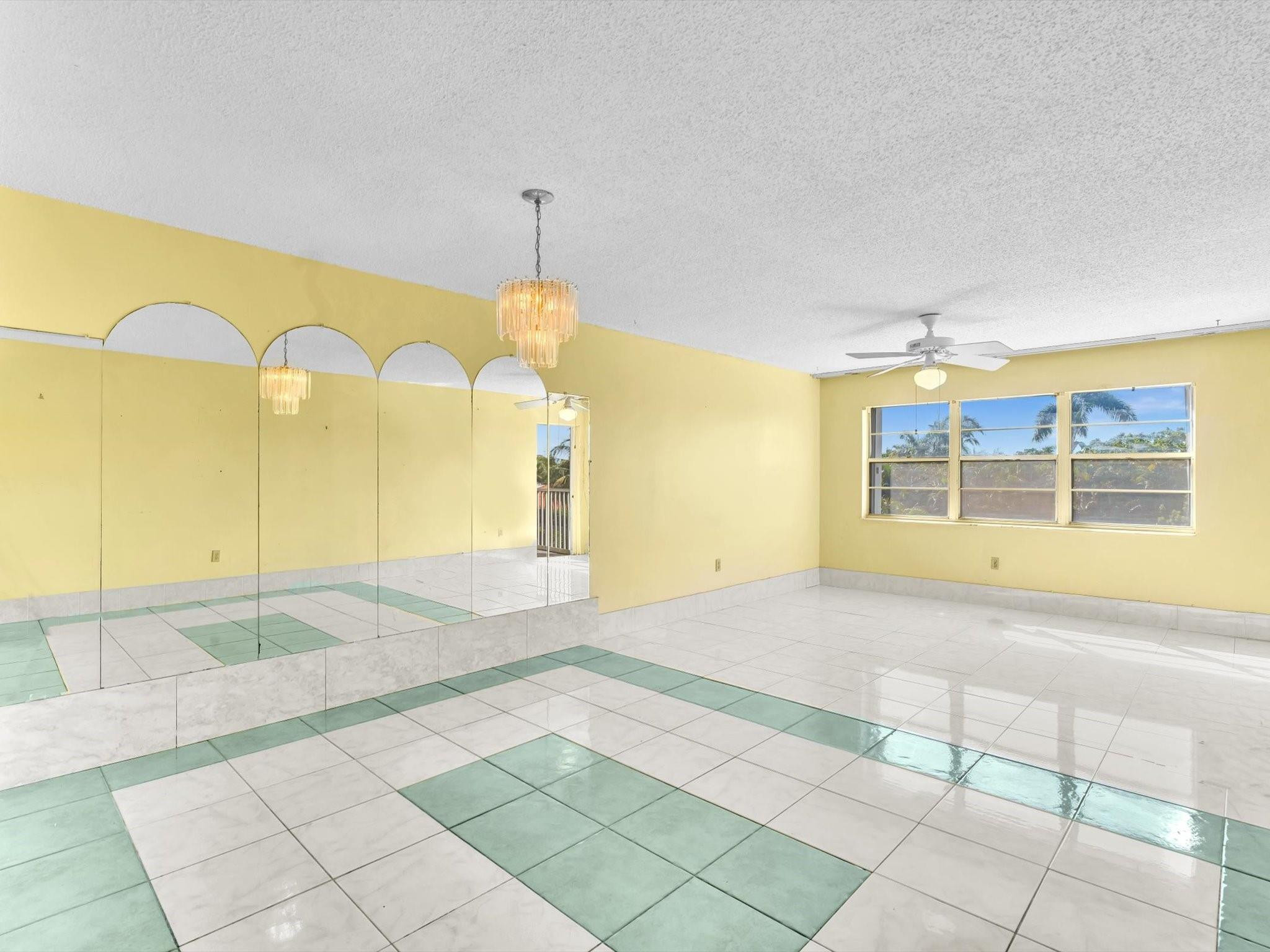 1516 S Lakeside Dr 317