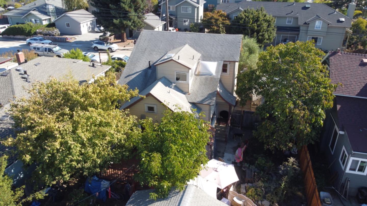 207 Hubbard Street