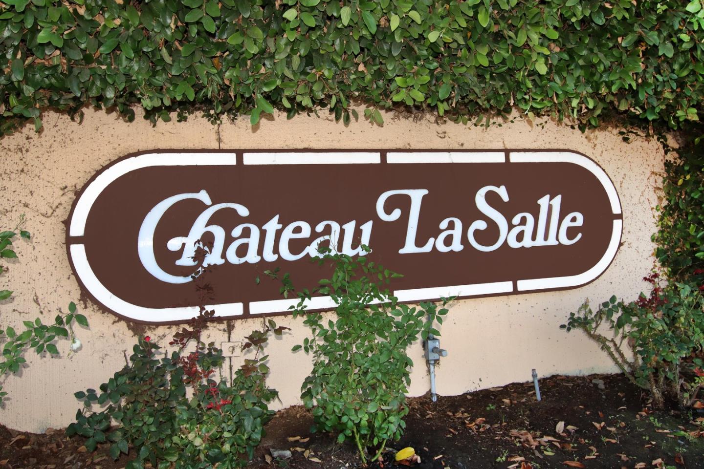 395 Chateau LaSalle Unit: 395