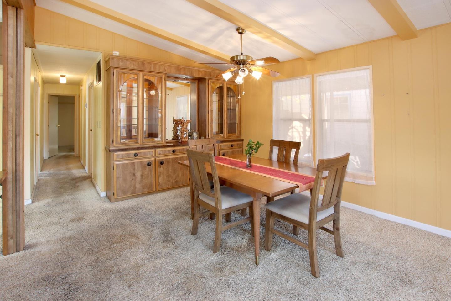 395 Chateau LaSalle Unit: 395