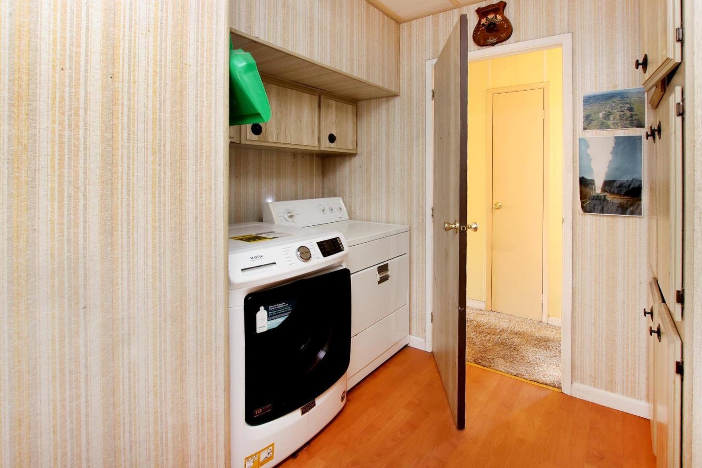 395 Chateau LaSalle Unit: 395