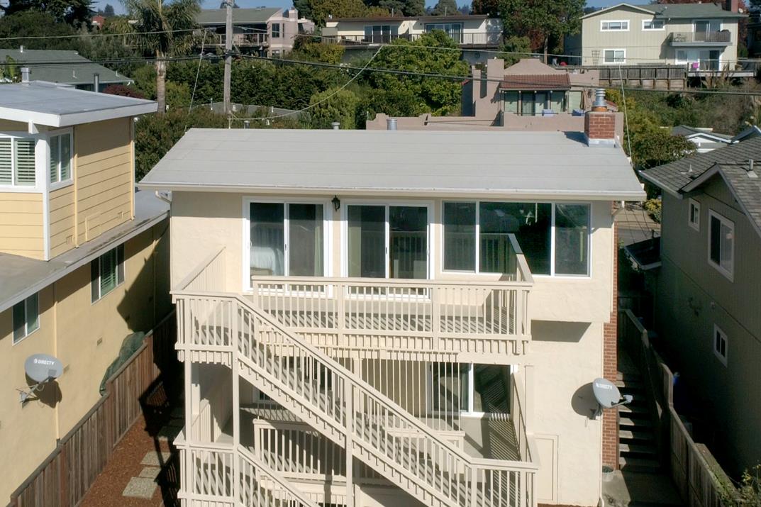 417 Hillcrest Drive