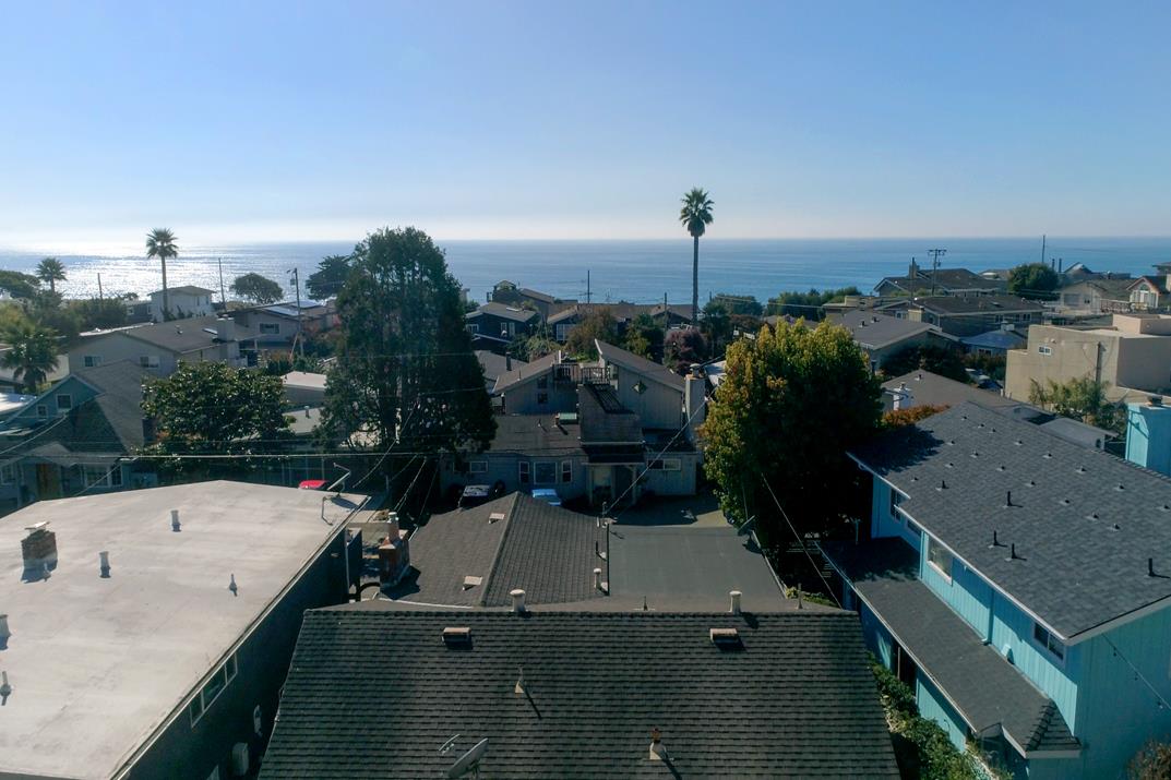 417 Hillcrest Drive