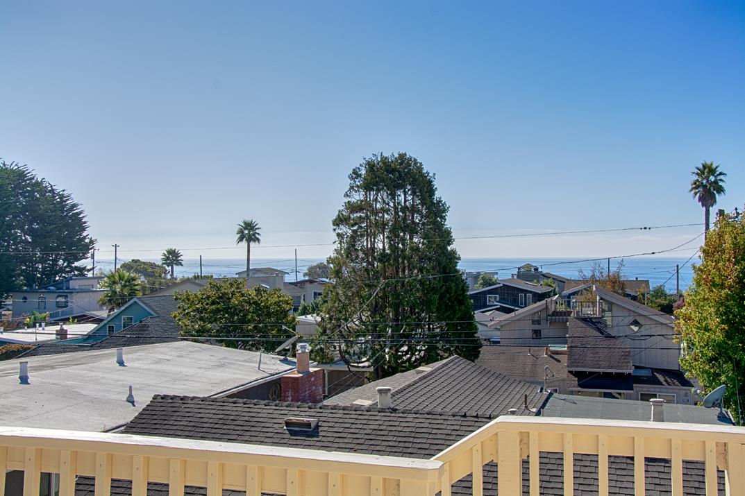 417 Hillcrest Drive