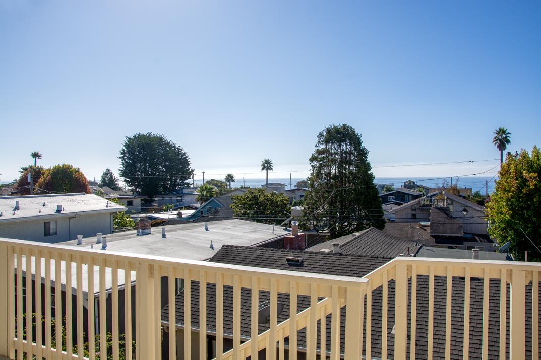 417 Hillcrest Drive