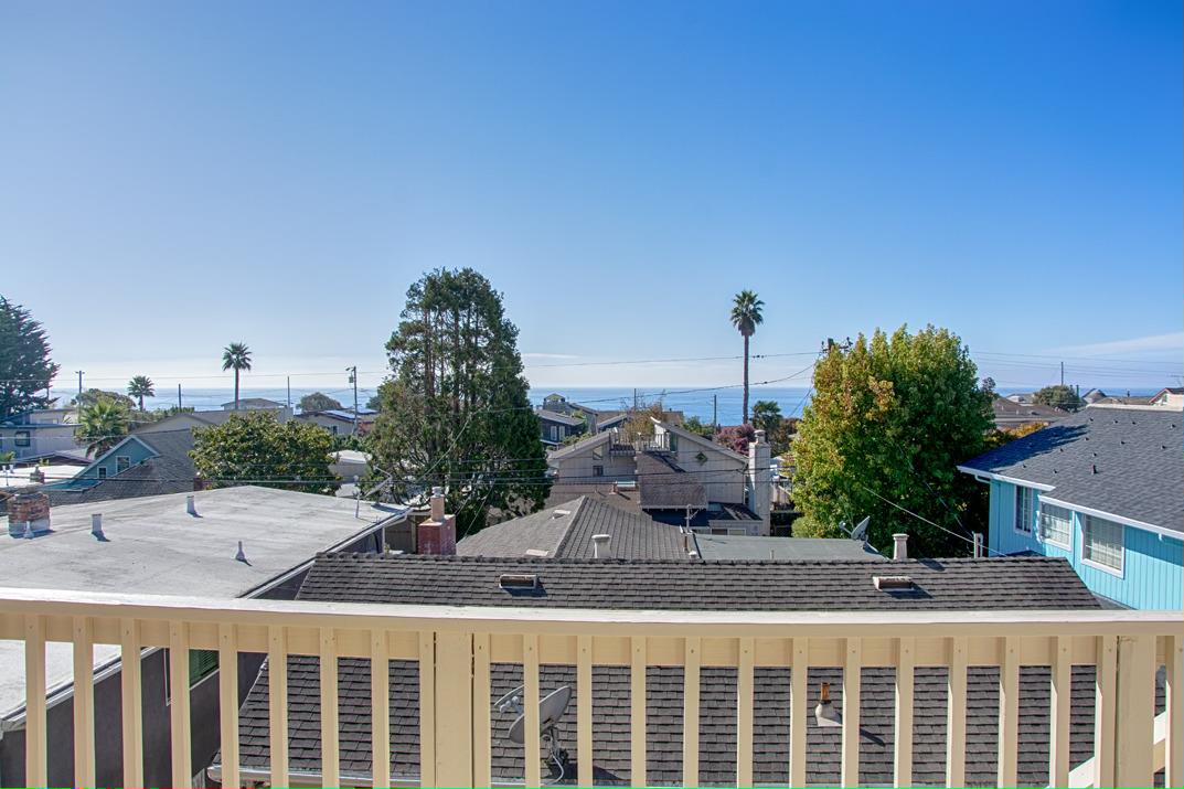417 Hillcrest Drive